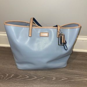Coach Metro Park Tote Large